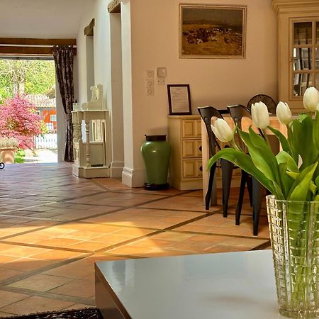 Bed and Breakfast Domaine Des Monges Saint-Seurin-de-Prats Exterior foto
