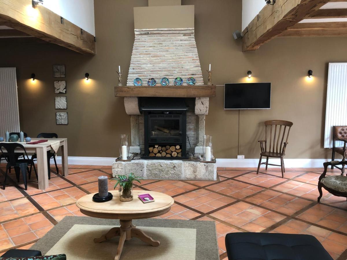 Bed and Breakfast Domaine Des Monges Saint-Seurin-de-Prats Exterior foto