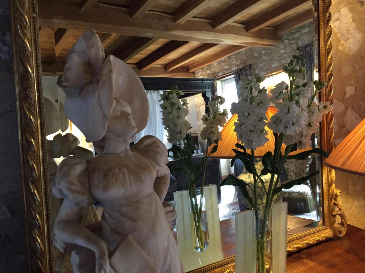 Bed and Breakfast Domaine Des Monges Saint-Seurin-de-Prats Exterior foto