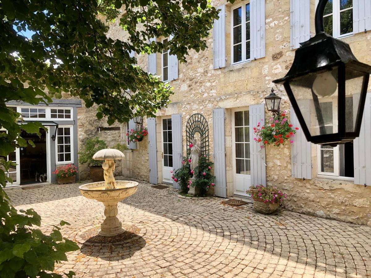 Bed and Breakfast Domaine Des Monges Saint-Seurin-de-Prats Exterior foto