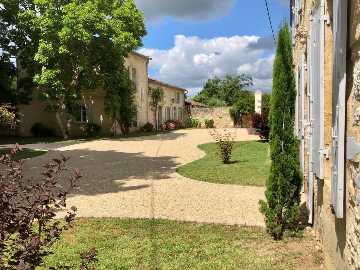 Bed and Breakfast Domaine Des Monges Saint-Seurin-de-Prats Exterior foto