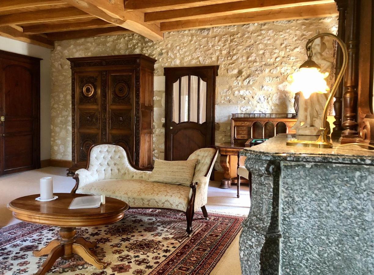 Bed and Breakfast Domaine Des Monges Saint-Seurin-de-Prats Exterior foto