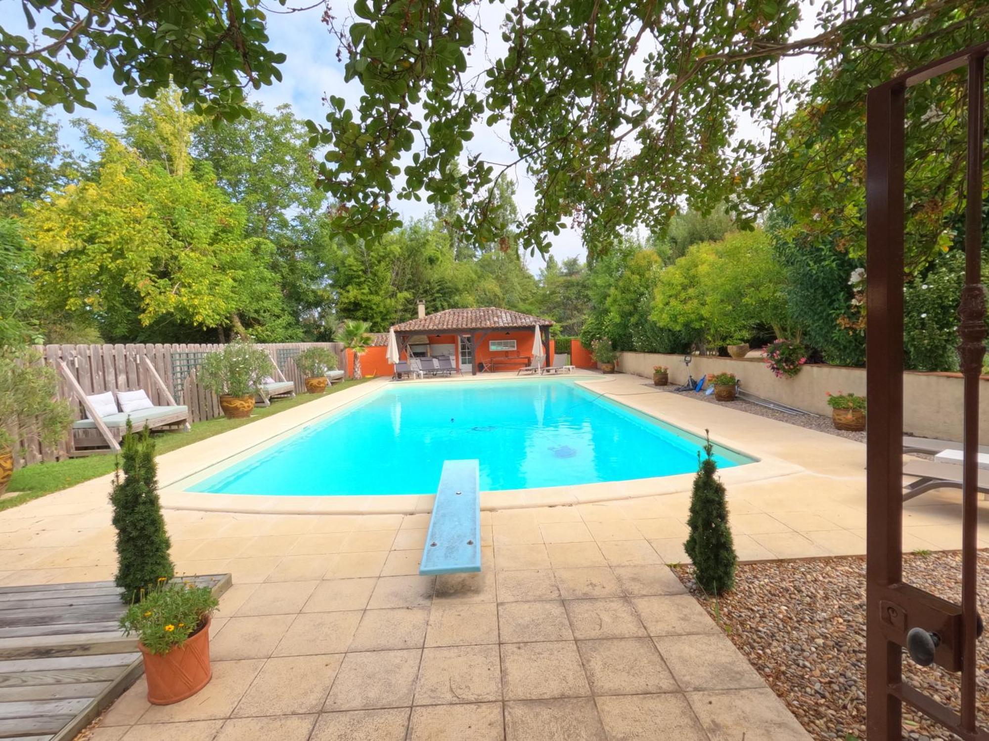 Bed and Breakfast Domaine Des Monges Saint-Seurin-de-Prats Exterior foto